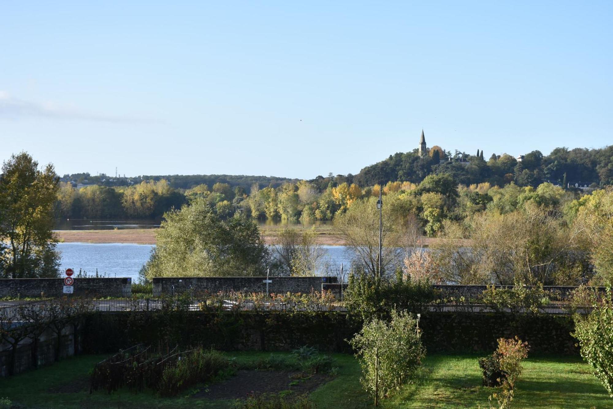 Domaine De L'Oie Rouge Bed & Breakfast Les Rosiers Екстериор снимка