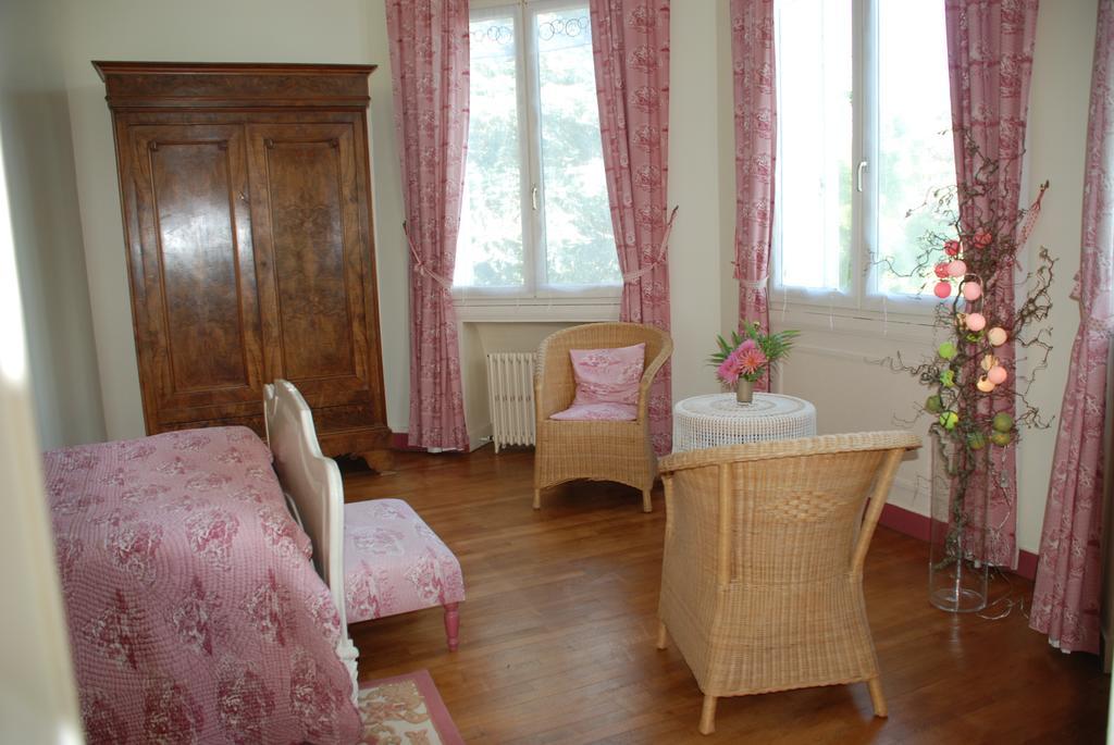 Domaine De L'Oie Rouge Bed & Breakfast Les Rosiers Стая снимка